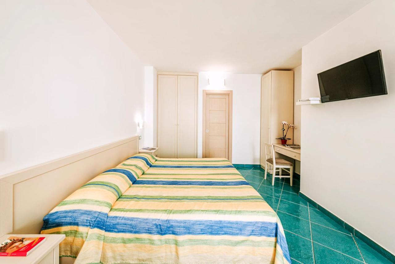 Hotel Cava Dell'Isola Forio di Ischia Esterno foto