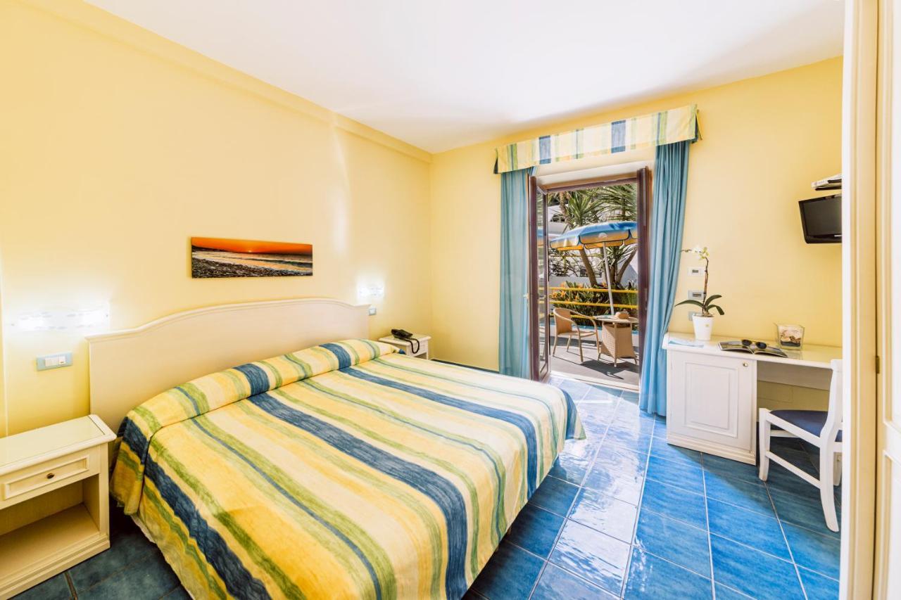 Hotel Cava Dell'Isola Forio di Ischia Esterno foto