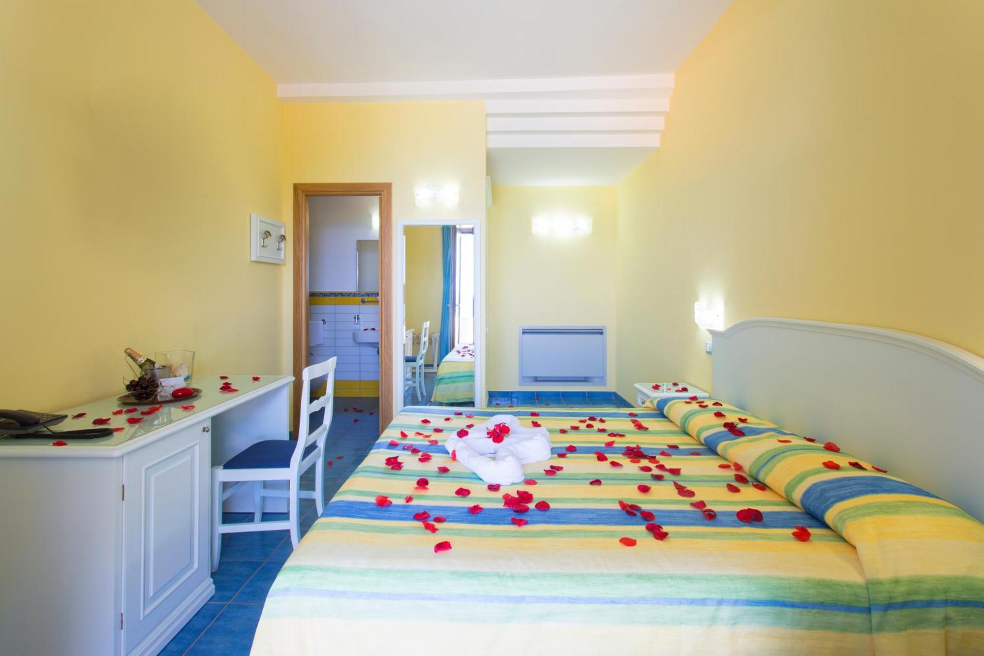 Hotel Cava Dell'Isola Forio di Ischia Esterno foto